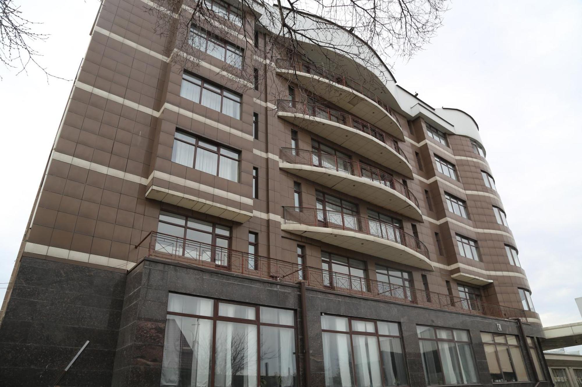 Maryotel Bishkek Lebedinovka Exterior foto
