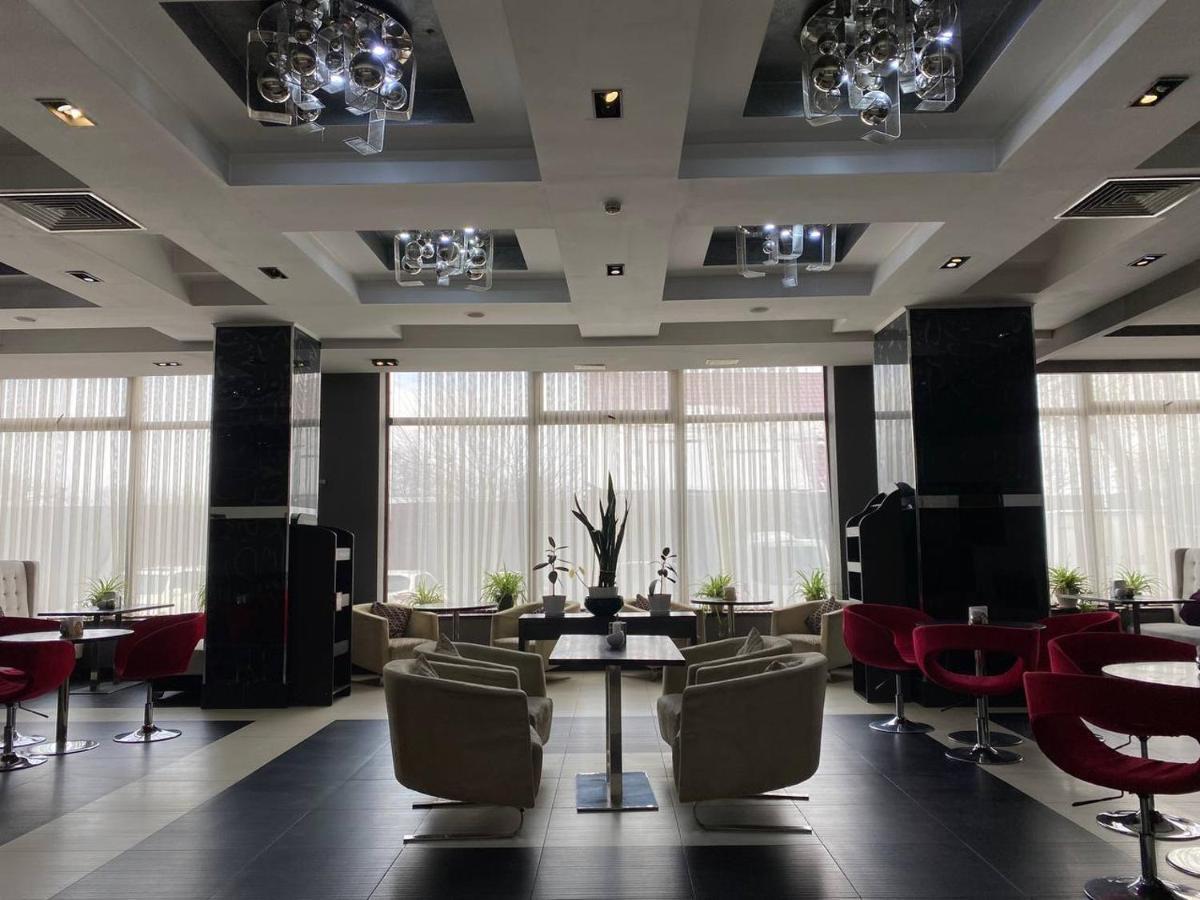 Maryotel Bishkek Lebedinovka Exterior foto